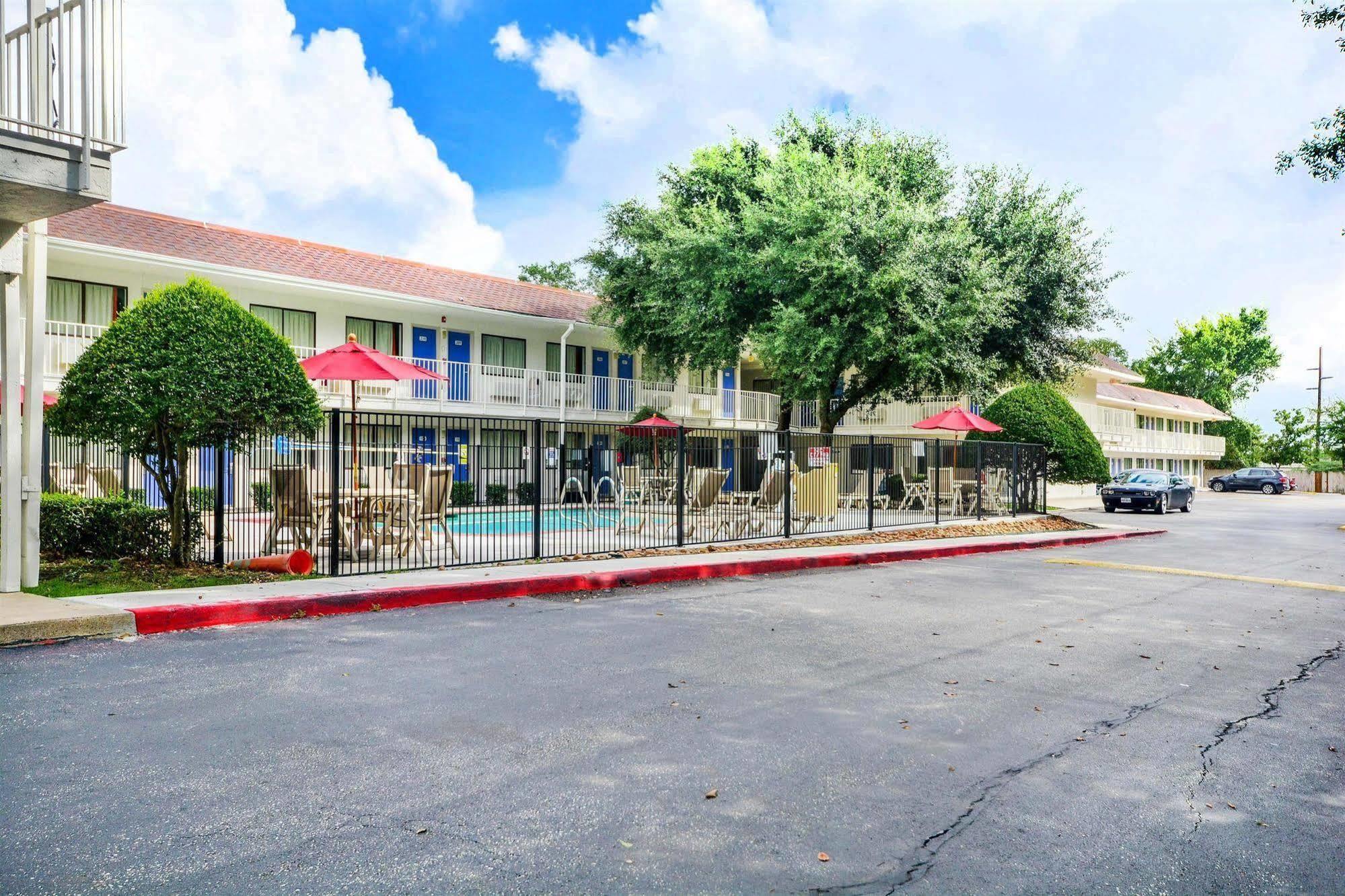Motel 6-Huntsville, TX Eksteriør bilde